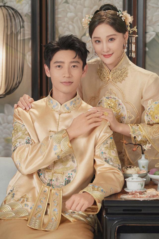 婚禮請柬怎么寫_婚禮請柬寫法模板_婚禮請柬寫名字還是稱呼