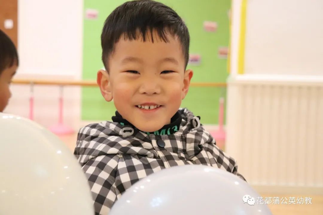 幼兒園寫媽媽寄語怎樣寫_寄語園寫幼兒媽媽的作文_幼兒園媽媽寄語怎么寫