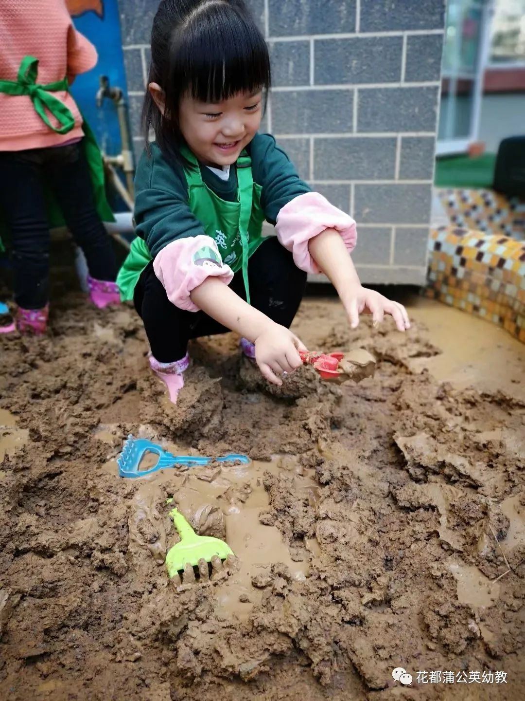 寄語園寫幼兒媽媽的作文_幼兒園寫媽媽寄語怎樣寫_幼兒園媽媽寄語怎么寫