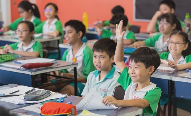 小孩考了100分家長怎么寫評語_家長孩子考試評語_小孩考試成績家長評價