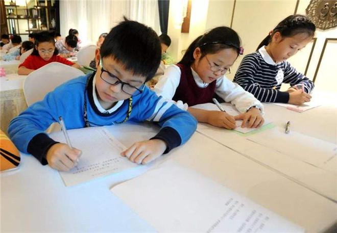 家長孩子考試評語_小孩考了100分家長怎么寫評語_小孩考試成績家長評價