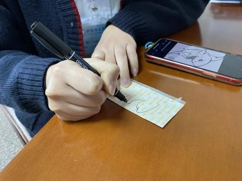 護(hù)士姐姐的簡筆畫什么顏色_護(hù)士姐姐簡筆畫簡單_ai繪畫護(hù)士小姐姐