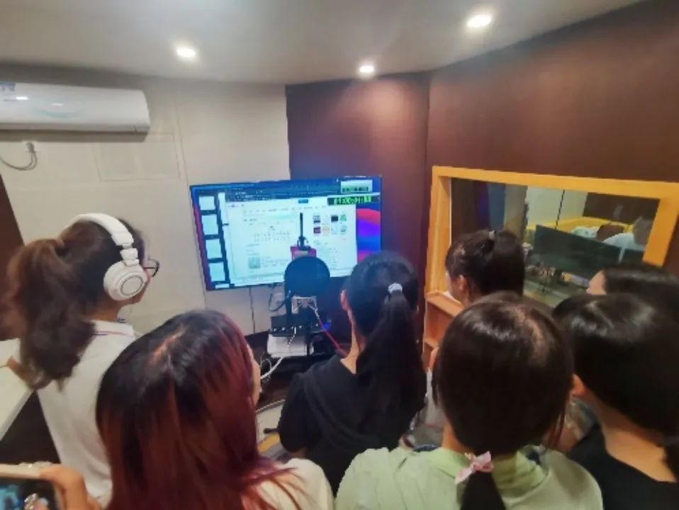 月聲配音社_月聲配音社的成員年齡_月聲配音社有工資嗎