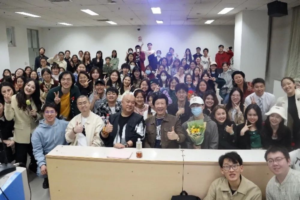 月聲配音社有工資嗎_月聲配音社的成員年齡_月聲配音社